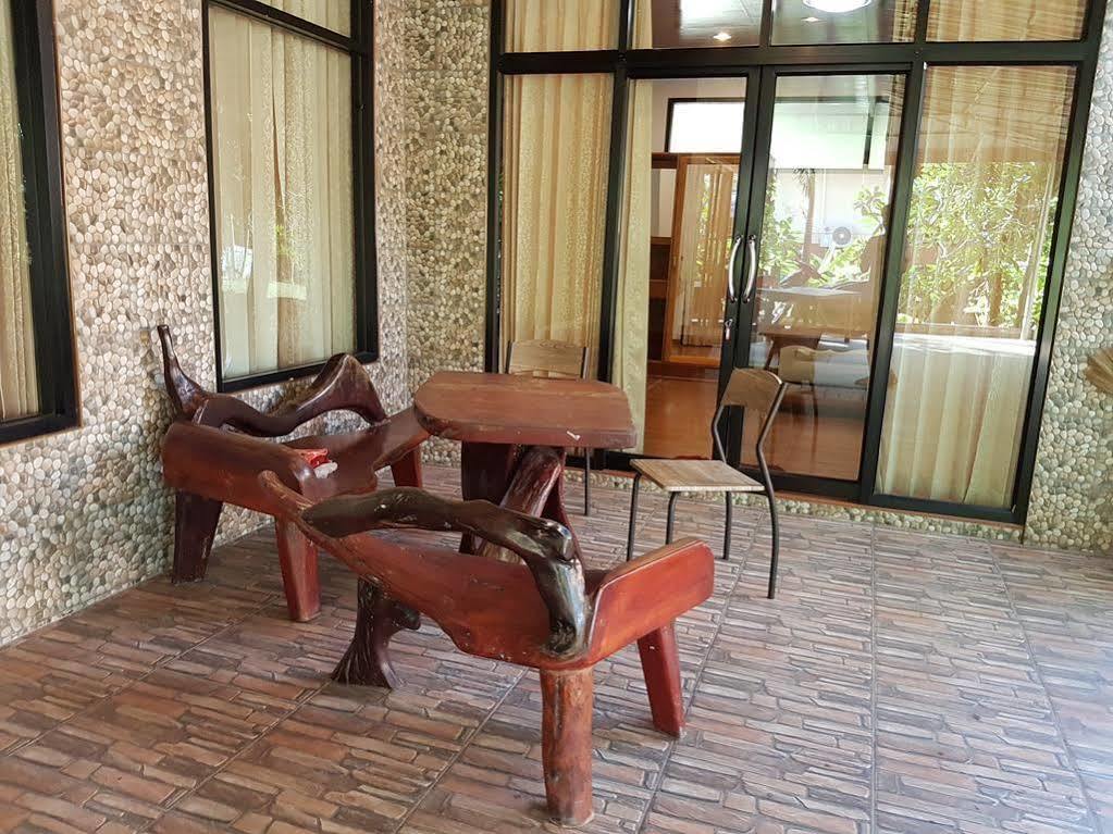 Bor Hin Resort Baan Tai Exterior foto